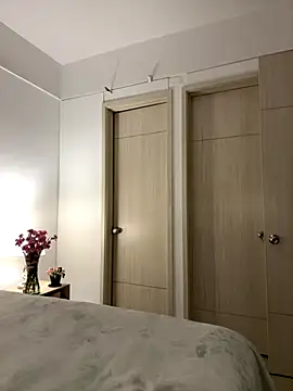 Snapshot of Victoria-77 chatting on October 2025 11:02:01 PM Victoria-77 online show from October 2025 11:02:01 PM