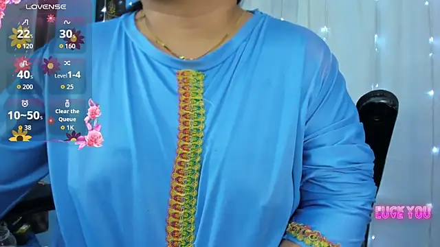 Snapshot of Falak-Yasin chatting on April 2026 11:45:02 AM Falak-Yasin online show from April 2026 11:45:02 AM