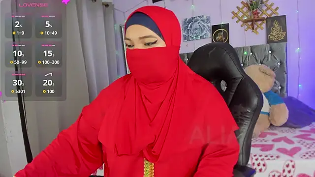Snapshot of Falak-Yasin chatting on June 2026 12:22:02 PM Falak-Yasin online show from June 2026 12:22:02 PM