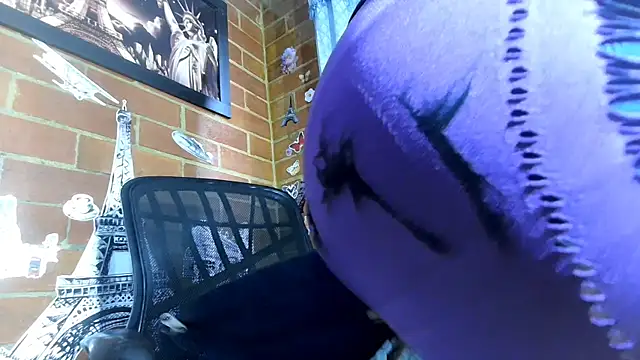 ValeriaLacrozee online show from March 2025 08:52:01 PM