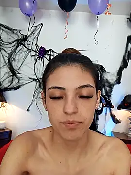 sofiarouge online show from October 2025 07:49:02 PM