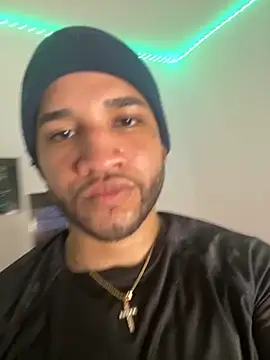 Hyuujhy online show from November 2025 02:04:01 PM