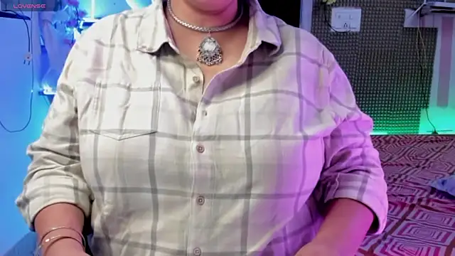 Gulabi Queen online show from March 2025 02:43:02 PM