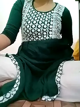 Snapshot of Arohi_is_Live chatting on December 2024 08:13:01 AM Arohi is Live online show from December 2024 08:13:01 AM