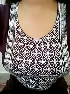 Snapshot of Arohi_is_Live chatting on February 2025 08:35:01 AM Arohi is Live online show from February 2025 08:35:01 AM