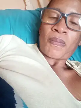 bustybillies online show from April 2026 04:57:01 AM