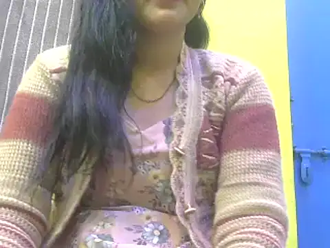 CUTYHINA 001 online show from December 2024 10:50:01 AM