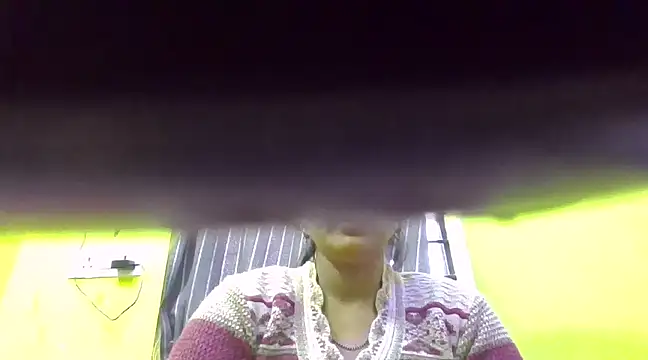 CUTYHINA 001 online show from December 2024 10:32:02 AM