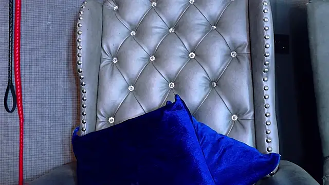 LusstCruella online show from October 2025 06:38:02 PM