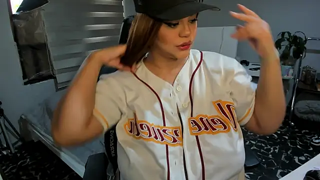 cattleya campbell online show from September 2025 09:59:02 PM