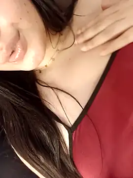 im here- online show from December 2024 06:05:01 PM