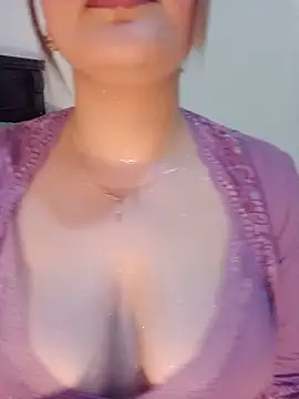 Snapshot of im_here- chatting on June 2026 07:18:01 PM im here- online show from June 2026 07:18:01 PM