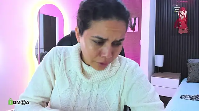 natasha  jackson online show from November 2025 12:38:01 PM