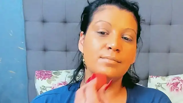 AmyCubes online show from February 2025 08:31:02 PM