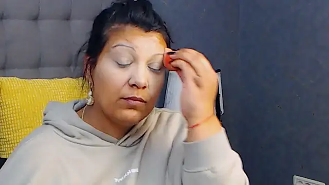 AmyCubes online show from March 2025 09:00:02 PM