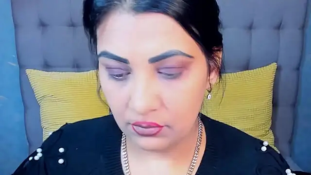 AmyCubes online show from November 2025 10:05:01 AM