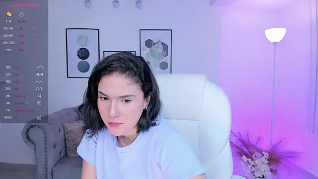 Snapshot of kendaall_jenner_ chatting on December 2024 01:58:01 AM kendaall jenner  online show from December 2024 01:58:01 AM