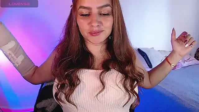 Lu perez online show from December 2024 07:14:02 PM