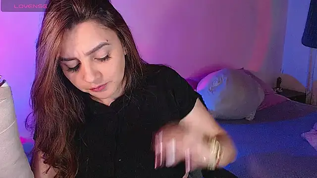 Lu perez online show from December 2024 09:18:02 PM