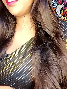 Sreya213 online show from March 2026 06:40:01 PM