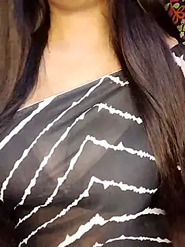 Sreya213 online show from April 2026 12:37:01 PM