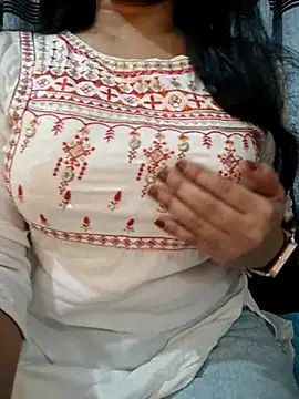 Rina777o online show from April 2026 01:17:02 AM