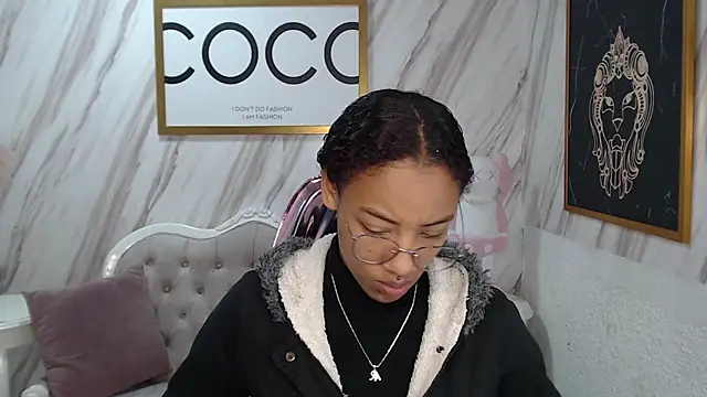 Snapshot of Violeth_b chatting on January 2025 12:45:02 PM Violeth b online show from January 2025 12:45:02 PM