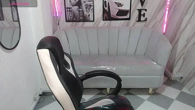 Snapshot of Violeth_b chatting on February 2025 12:45:02 PM Violeth b online show from February 2025 12:45:02 PM