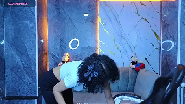 Violeth b online show from July 2026 01:47:02 PM