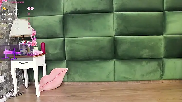 SelenSummer online show from October 2025 04:10:02 AM