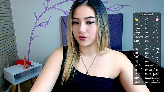 DahliaMoore online show from December 2024 06:20:02 PM