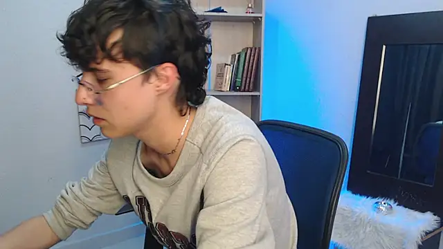 Jeam hot online show from January 2025 09:03:01 PM