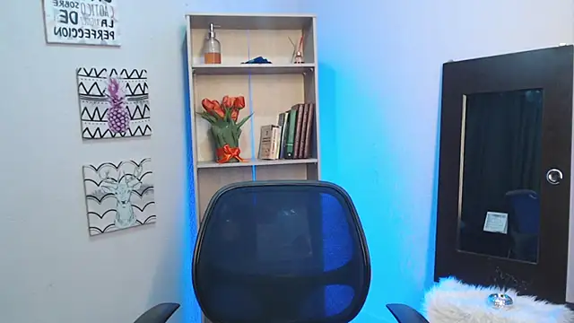 Jeam hot online show from January 2025 01:21:02 AM