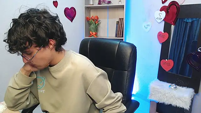 Jeam hot online show from March 2025 12:50:02 AM