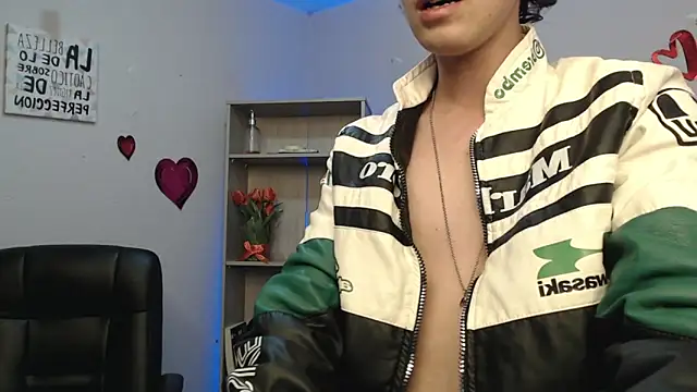 Jeam hot online show from March 2025 12:33:02 AM