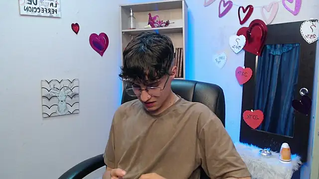 Jeam hot online show from March 2025 08:31:02 PM