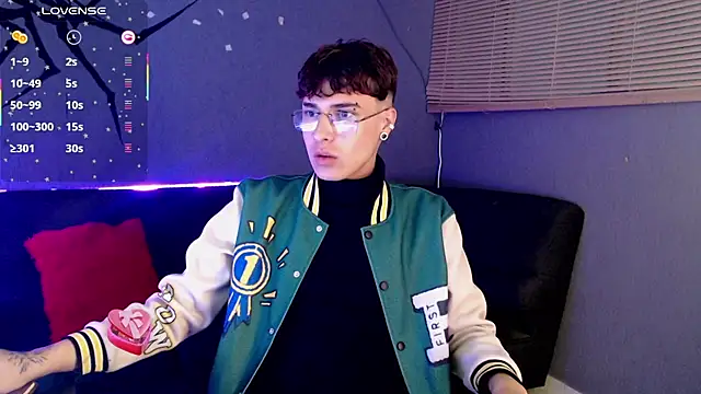 Jeam hot online show from September 2025 09:29:02 PM