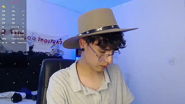 Jeam hot online show from October 2025 09:38:02 PM