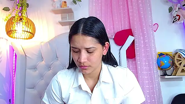 Alison Wiley online show from June 2026 04:43:02 AM