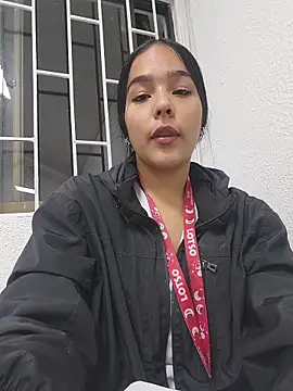 SweetFortuner online show from March 2026 01:45:02 AM