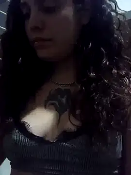 lucylovles online show from March 2025 11:01:02 PM