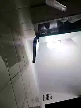 lucylovles online show from November 2025 04:40:02 AM