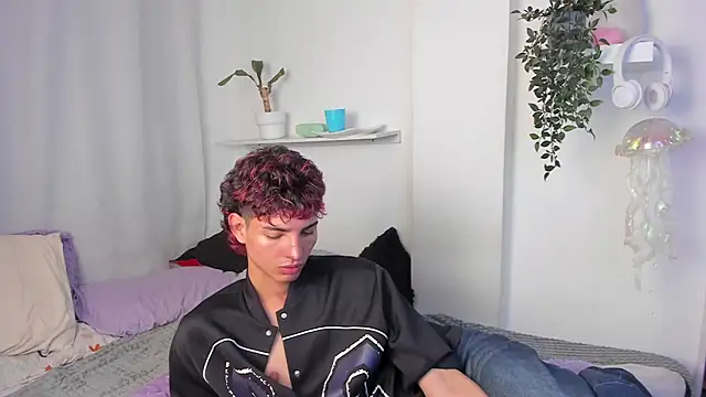 santy-kitty online show from February 2026 02:22:01 AM