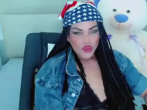 Snapshot of NathaliaCross chatting on February 2025 10:24:01 PM NathaliaCross online show from February 2025 10:24:01 PM