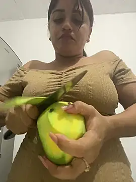 perlita05 online show from January 2025 01:21:02 AM