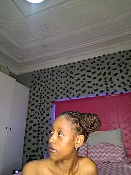Snapshot of 02Boitybaby chatting on July 2026 06:40:02 PM 02Boitybaby online show from July 2026 06:40:02 PM