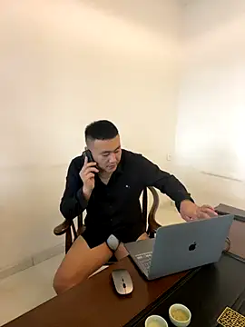 Snapshot of ShaoZian_1 chatting on October 2025 05:52:02 AM ShaoZian 1 online show from October 2025 05:52:02 AM