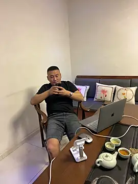 Snapshot of ShaoZian_1 chatting on October 2025 04:13:01 PM ShaoZian 1 online show from October 2025 04:13:01 PM