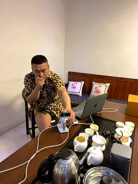 Snapshot of ShaoZian_1 chatting on October 2025 05:36:01 PM ShaoZian 1 online show from October 2025 05:36:01 PM