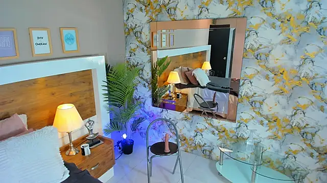 EmaBakker online show from January 2025 02:34:01 PM
